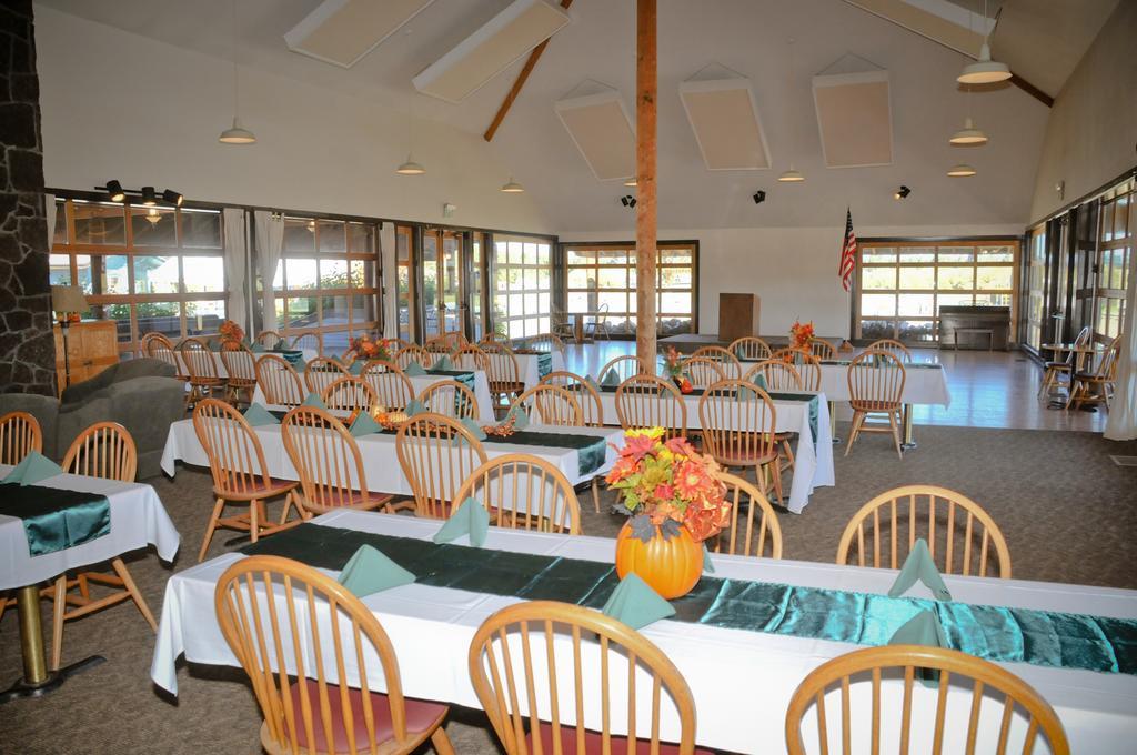Bend-Sunriver Camping Resort 24 Ft. Yurt 16 Kültér fotó